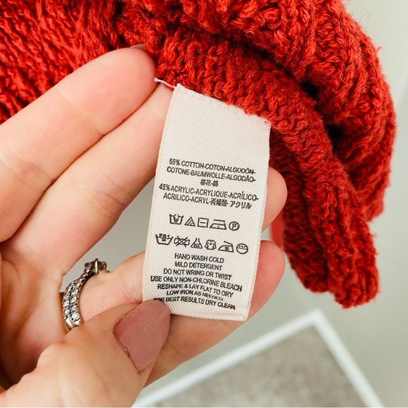 Free People Cropped Cowl Neck Pullover Knit Sweater Red Sz Medium - Picture 5 of 9